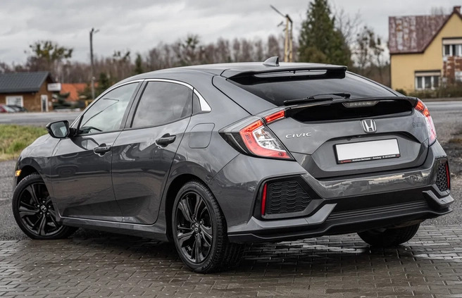 Honda Civic cena 62900 przebieg: 91000, rok produkcji 2018 z Radom małe 407